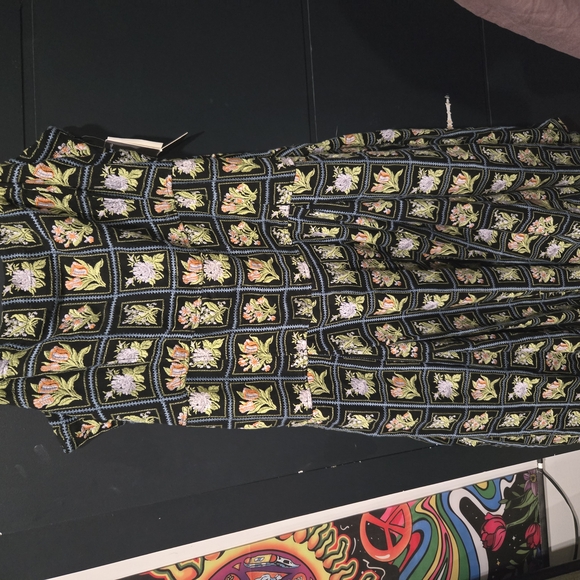 Floral Black Maxi Dress - Picture 2 of 6